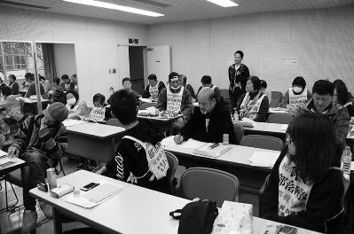 組織建設をめぐりいろいろな意見が出される（第３分散会）