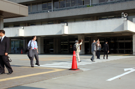 代表団の送り出し